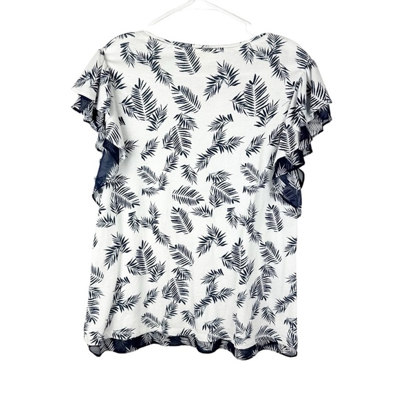 Maison Jules Tropical Floral Leaf Print Flutter Sleeve Top - Picture 2 of 8